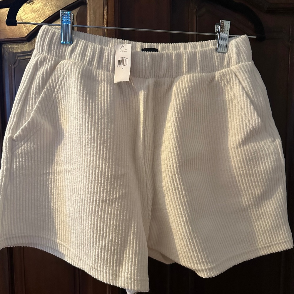 White soft shorts from the Gap